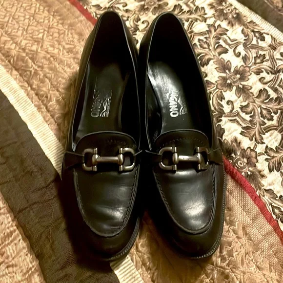 Salvatore Ferragamo | Shoes | Lightly Used Salvatore 